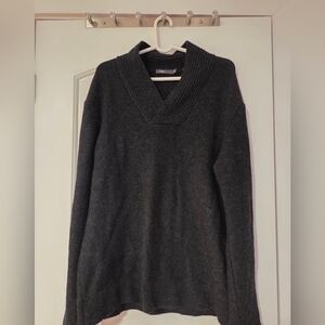 Vince Men's Wool  Charcoal Sweater Size Xl